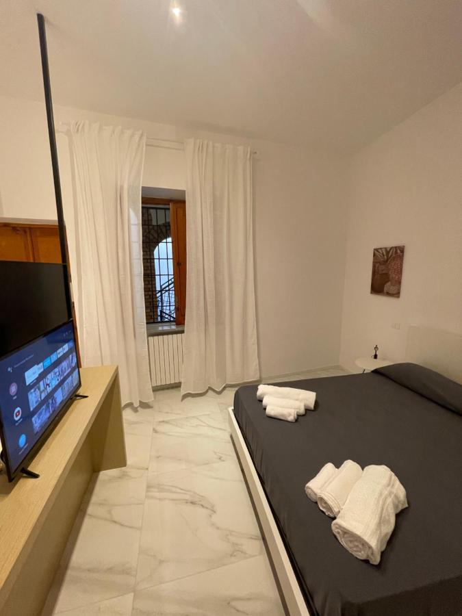 Pierrot E La Luna House Salerno Centro Apartment Екстериор снимка